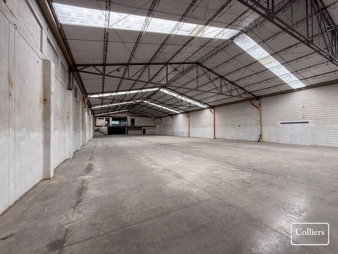 Bodega en venta en La Esmeralda, Itagüí, 2026 m² · foto 3 de 15