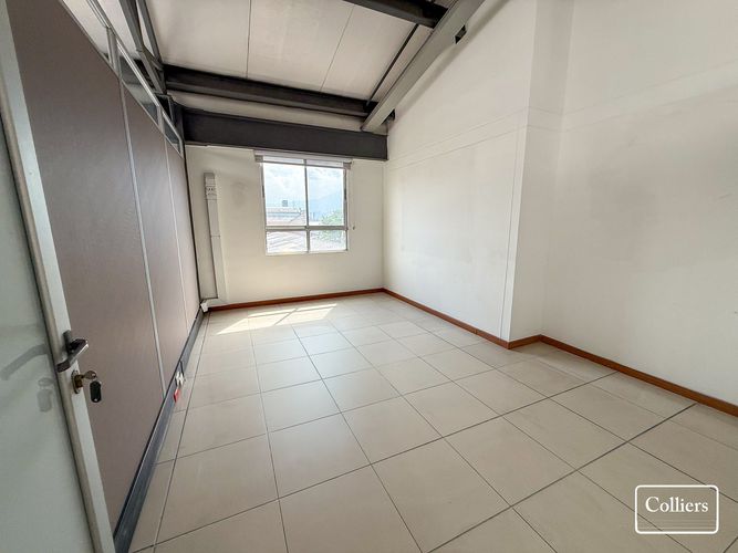 Bodega en venta en La Esmeralda, Itagüí, 2026 m² · foto 10 de 15