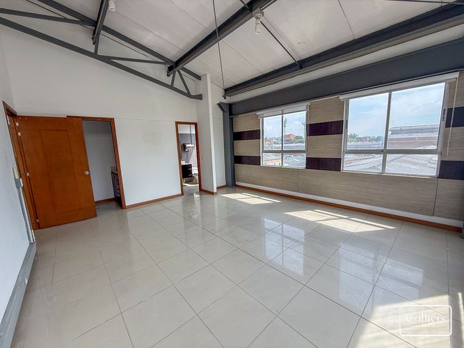 Bodega en venta en La Esmeralda, Itagüí, 2026 m² · foto 12 de 15
