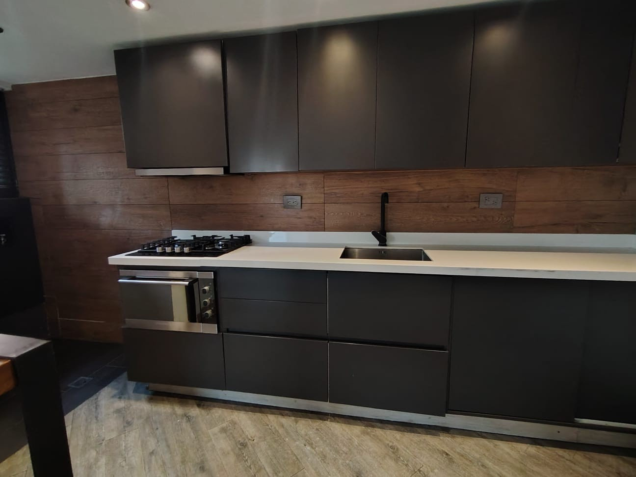 Apartamento en arriendo en San Lucas, Medellín · foto 2 de 10