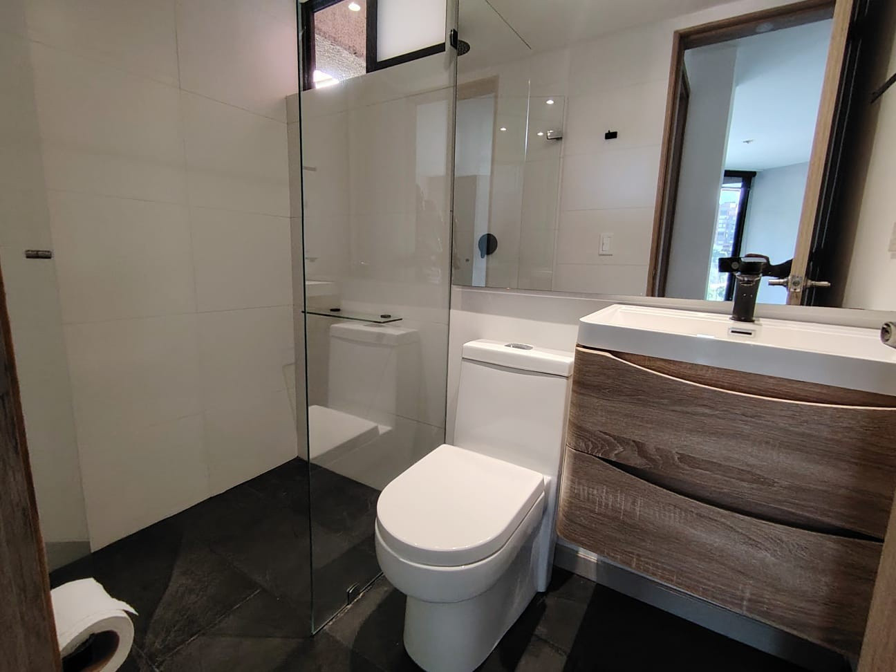 Apartamento en arriendo en San Lucas, Medellín · foto 8 de 10