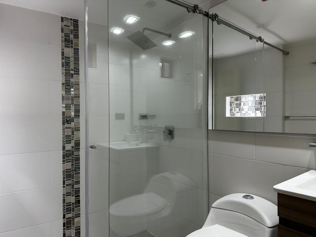 Apartamento en venta en Los Rosales, Bogotá · foto 13 de 19