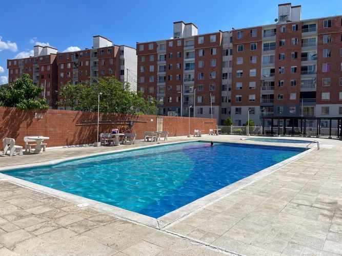 Apartamento en venta en Cañaveralejo, Cali · foto 2 de 24