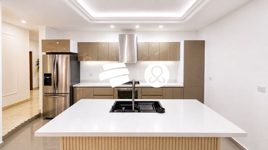 Casa de 5 alcobas en venta en El Tesoro, Medellín, 600 m² · foto 2 de 24