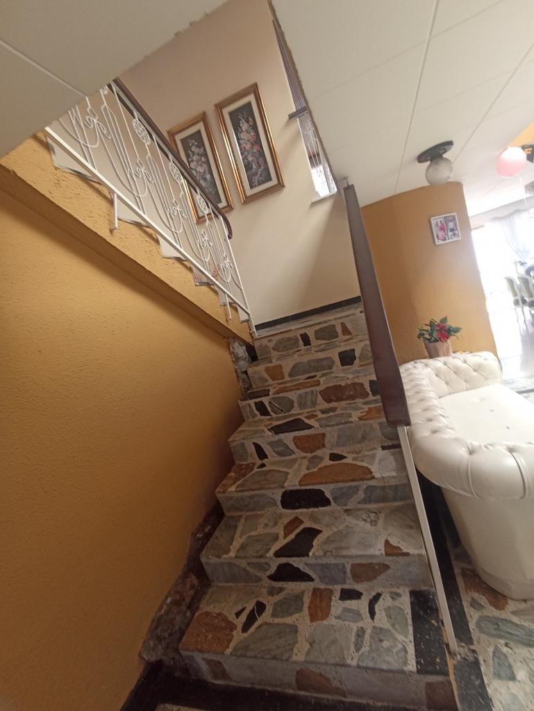 Casa en venta en Cedritos, Bogotá · foto 5 de 16