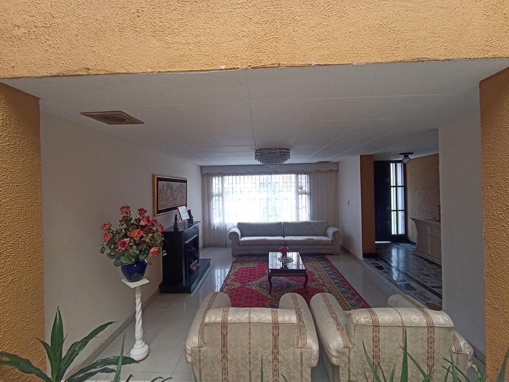 Casa en venta en Cedritos, Bogotá · foto 11 de 16