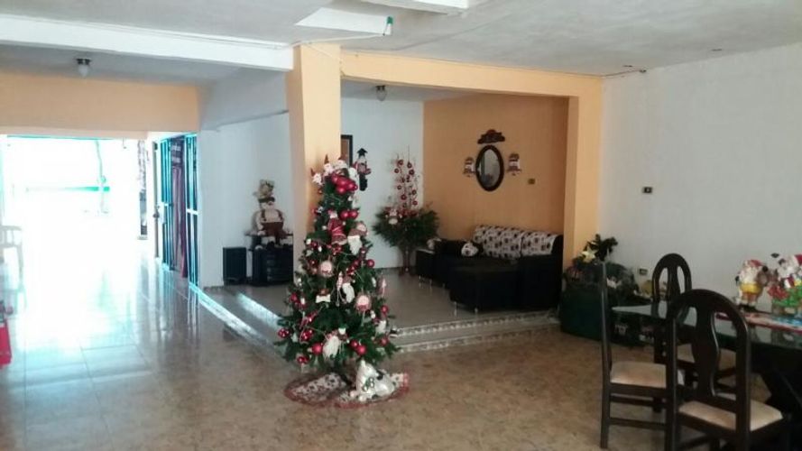 Casa de 5 alcobas en venta en El Rosario, Jamundí, 350 m² · foto 2 de 24
