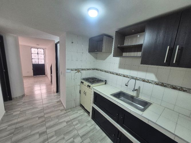 Apartamento de 2 alcobas en arriendo en Quiroga Central, Bogotá, 47 m² · foto 6 de 15