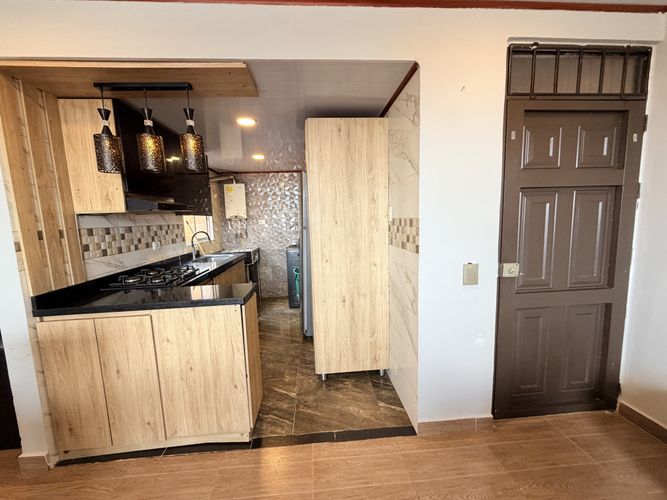 Apartamento de 3 alcobas en venta en Echavarria, Madrid, 59 m² · foto 4 de 20