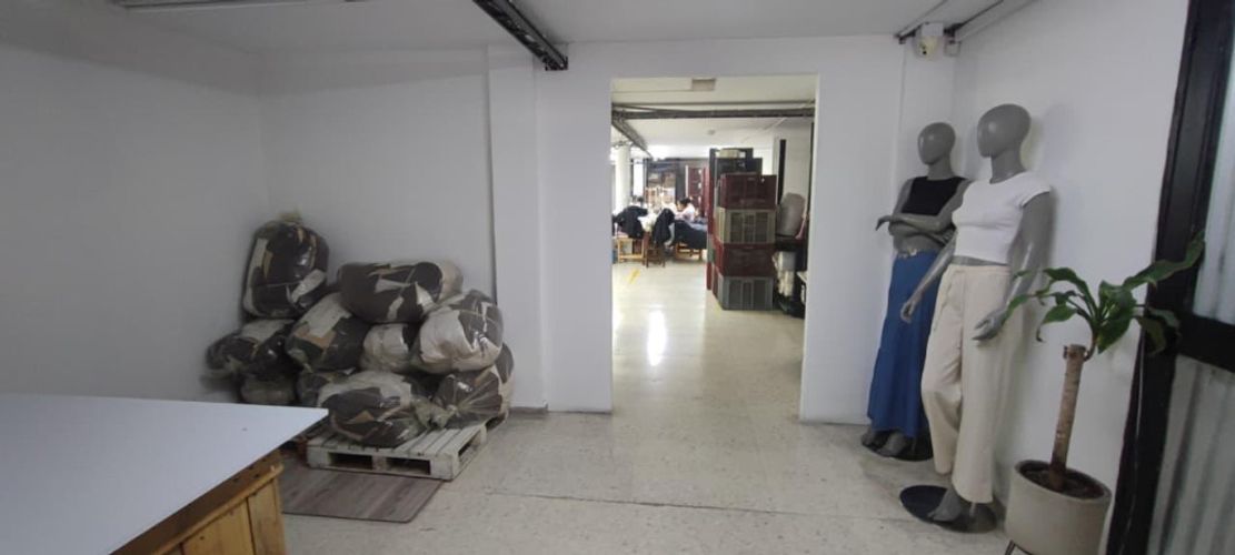 Bodega en arriendo en Colombia, Medellín, 300 m² · foto 9 de 15