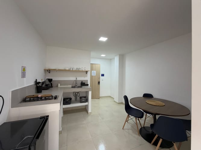 Edificio en venta en Los Libertadores, Cali, 1150 m² · foto 6 de 24