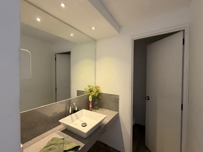 Edificio en venta en Los Libertadores, Cali, 1150 m² · foto 21 de 24