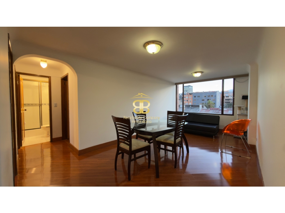 Apartamento en venta en Quinta Paredes, Bogotá · foto 2 de 20
