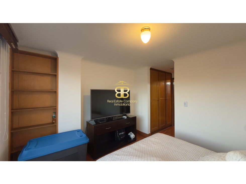 Apartamento en venta en Quinta Paredes, Bogotá · foto 10 de 20