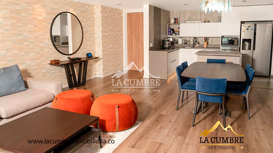 Apartamento de 3 alcobas en venta en Loma De Las Brujas, Envigado, 186 m² · foto 3 de 17