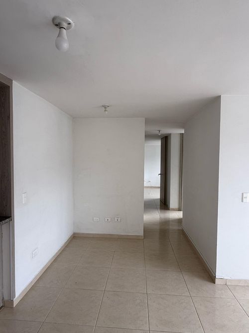 Apartamento de 3 alcobas en venta en Ibagué, 68 m² · foto 10 de 24