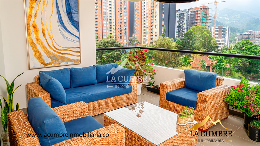 Apartamento de 3 alcobas en venta en Loma De Las Brujas, Envigado, 186 m² · foto 6 de 17