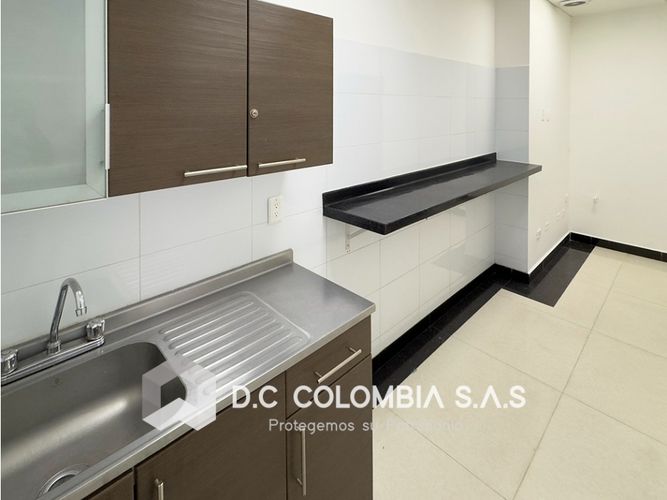 Oficina en venta en Bolivar, Bucaramanga, 168 m² · foto 4 de 13
