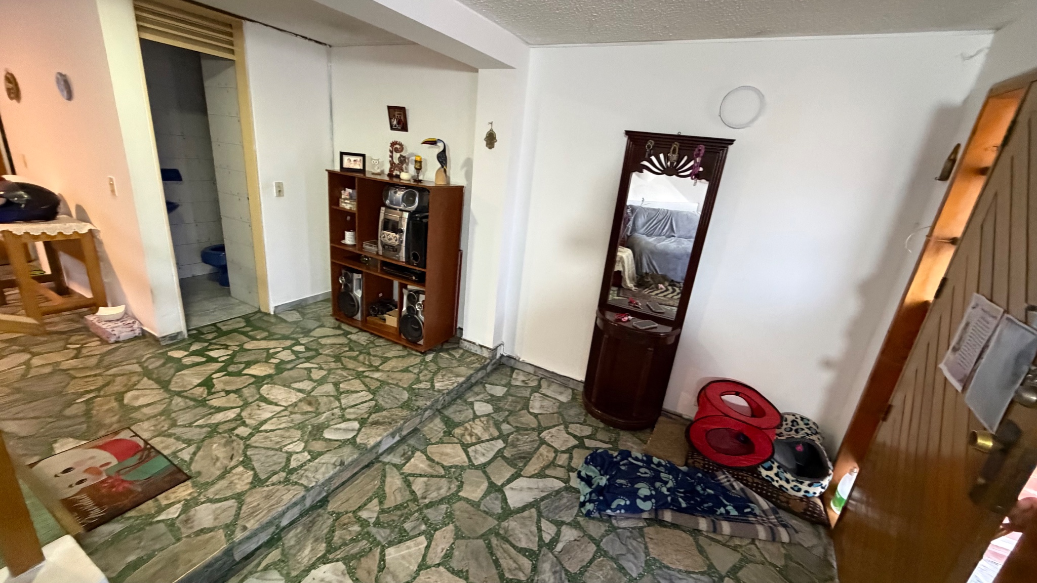 Casa en venta en Spring, Bogotá · foto 3 de 24