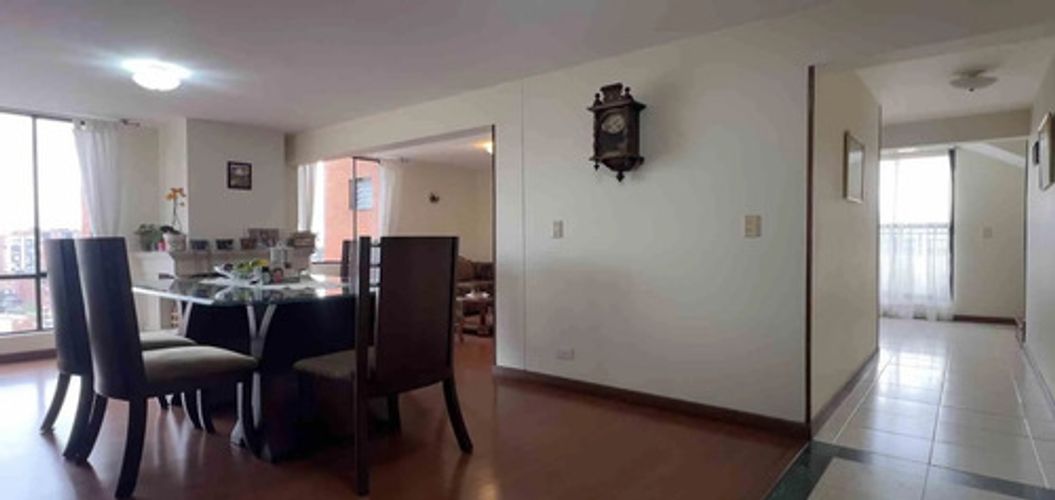 Apartamento de 4 alcobas en venta en Cedritos, Bogotá, 164 m² · foto 3 de 12