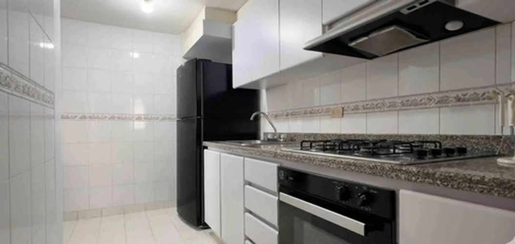 Apartamento de 4 alcobas en venta en Cedritos, Bogotá, 164 m² · foto 8 de 12