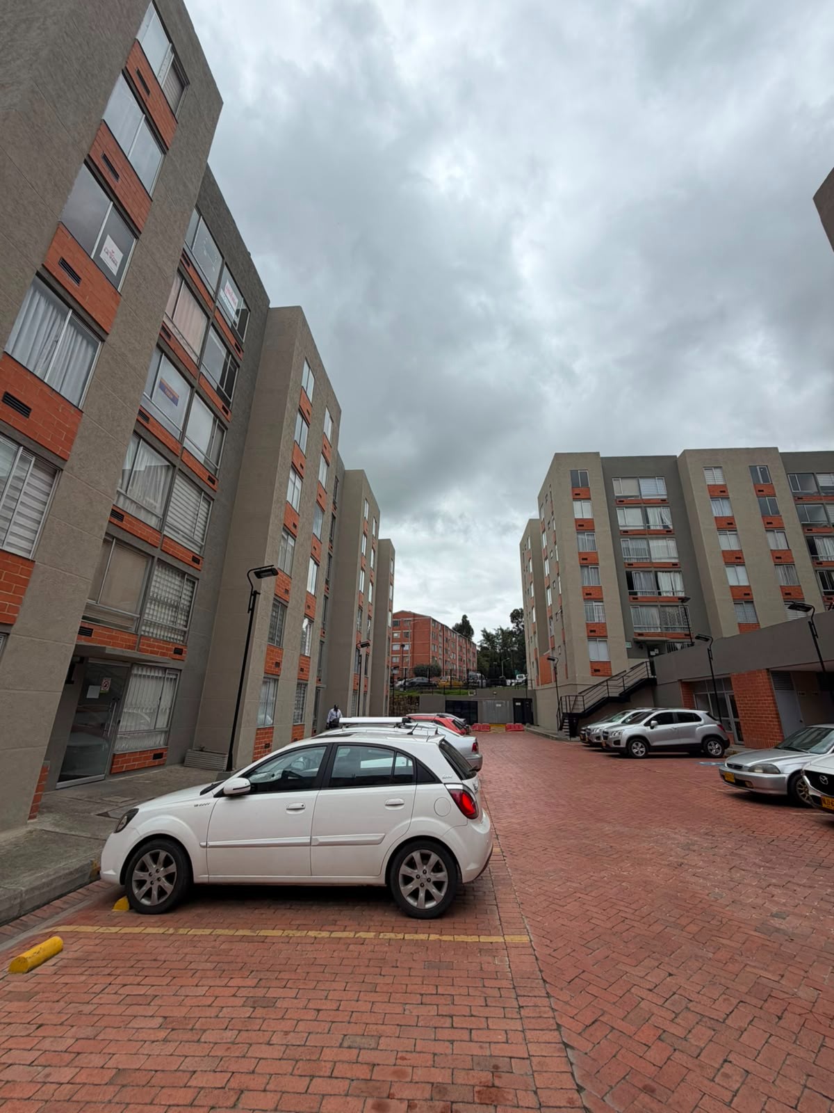 Apartamento en venta en Suba Salitre, Bogotá · foto 2 de 13