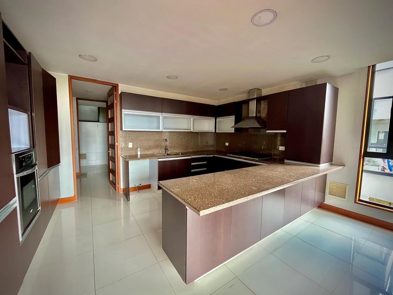 Apartamento en venta en Cedritos, Bogotá · foto 4 de 24