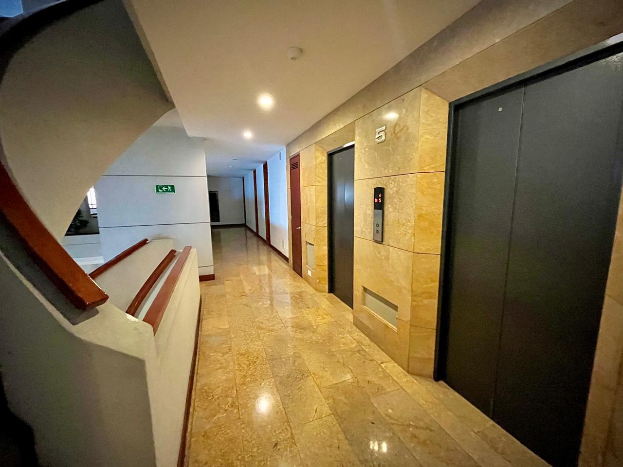 Apartamento en venta en Cedritos, Bogotá · foto 6 de 24