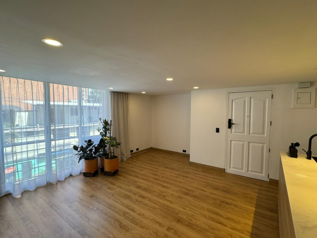 Apartamento en venta en Laureles, Medellín · foto 2 de 16