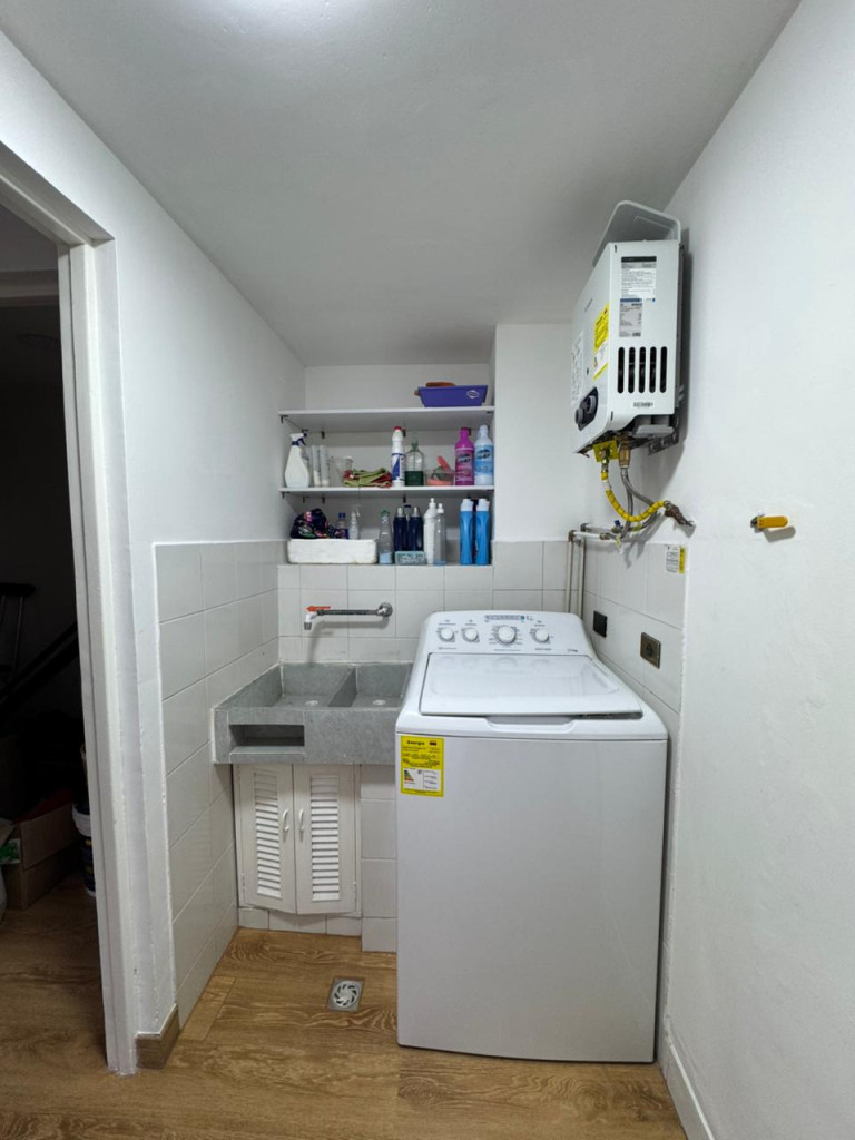 Apartamento en venta en Laureles, Medellín · foto 15 de 16