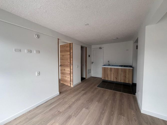 Apartaestudio en venta en El Progreso, Bogotá, 37 m² · foto 5 de 11