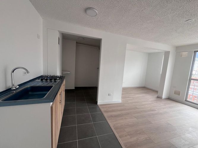 Apartaestudio en venta en El Progreso, Bogotá, 37 m² · foto 6 de 11