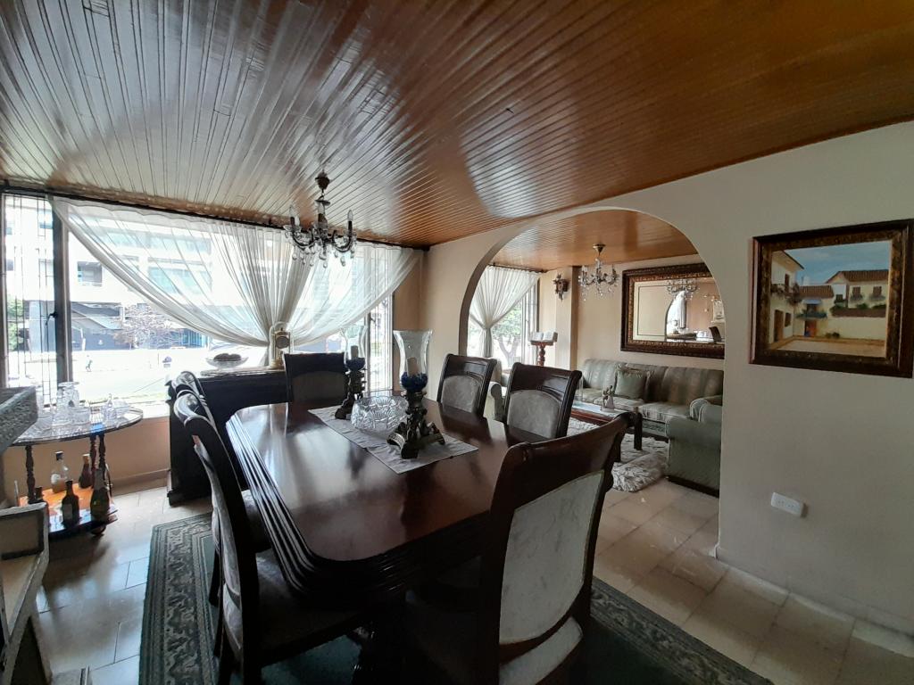 Apartamento en venta en Santa Barbara, Bogotá · foto 3 de 24