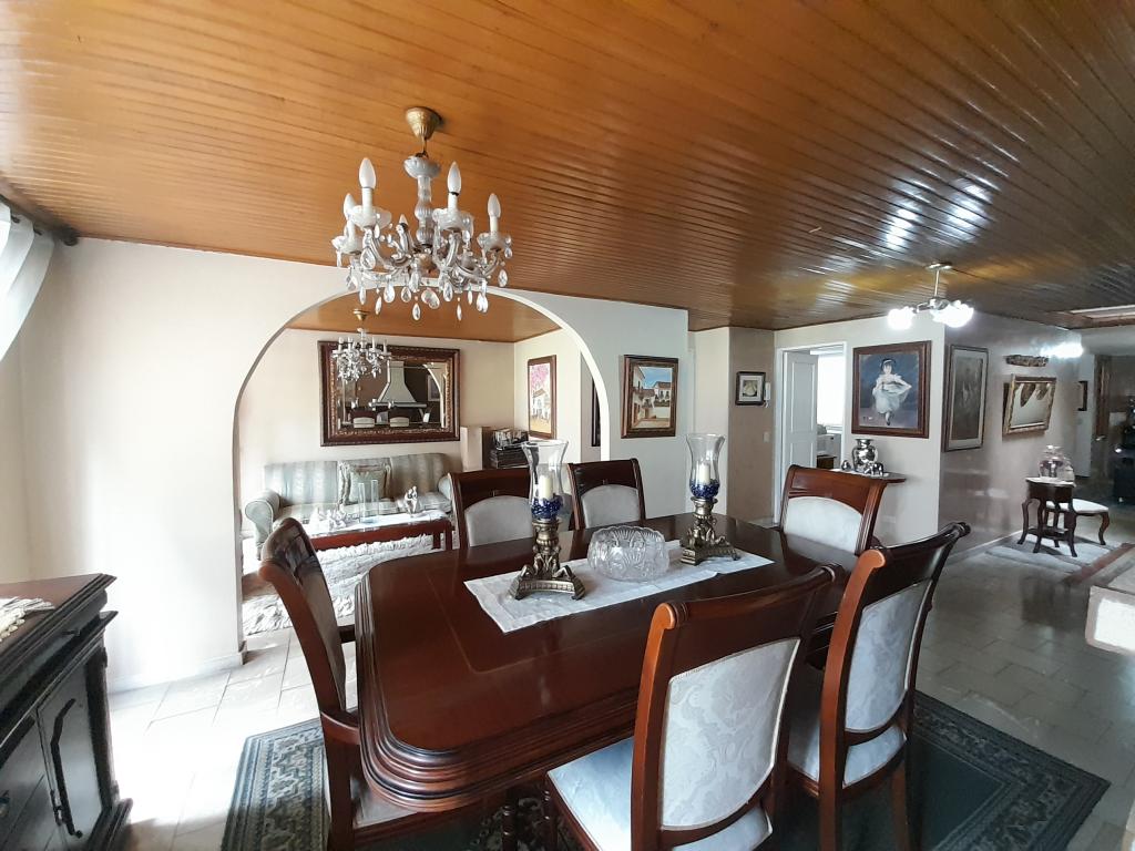 Apartamento en venta en Santa Barbara, Bogotá · foto 4 de 24