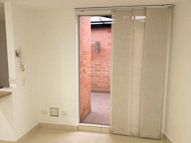 Apartamento de 2 alcobas en venta en El Carmelo, Envigado, 61 m² · foto 11 de 20