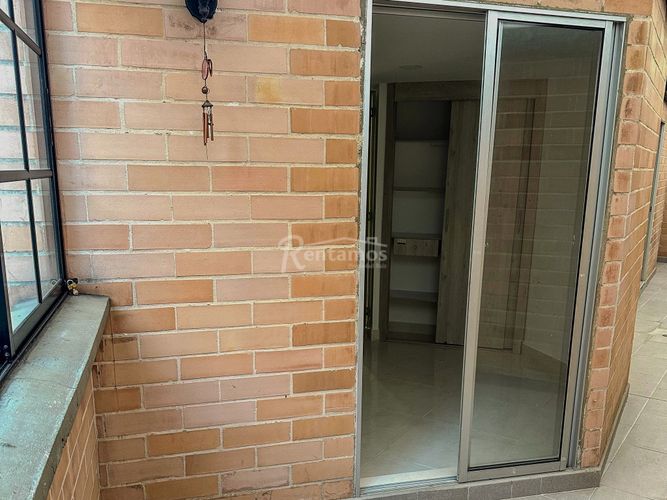 Apartamento de 2 alcobas en venta en El Carmelo, Envigado, 61 m² · foto 17 de 20