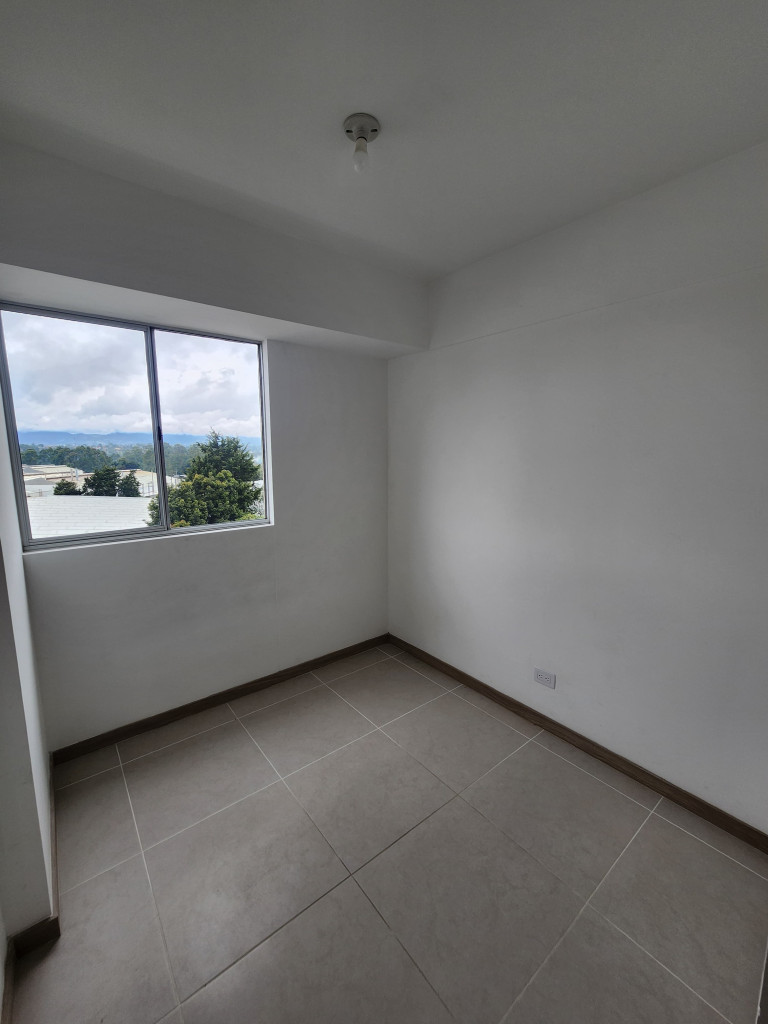 Apartamento en venta en El Hato, Marinilla · foto 5 de 15
