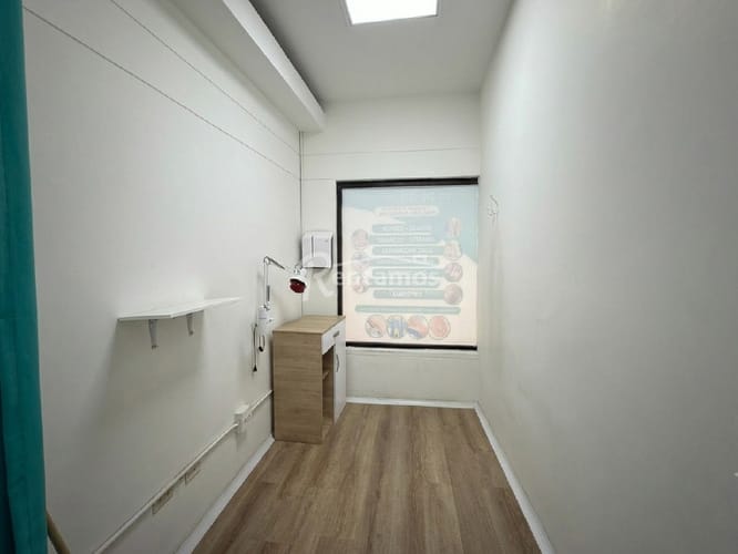Local en arriendo en Caribe, Medellín, 26 m² · foto 9 de 20