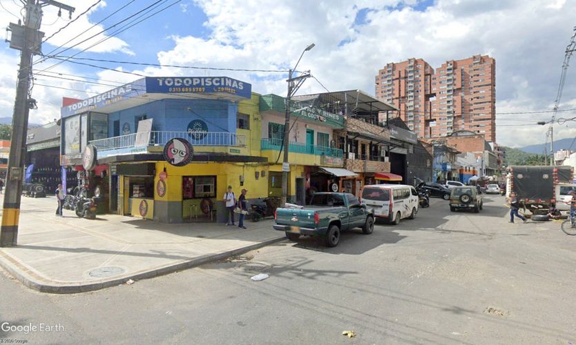 Bodega en venta en Laureles, Medellín, 300 m² · foto 6 de 14