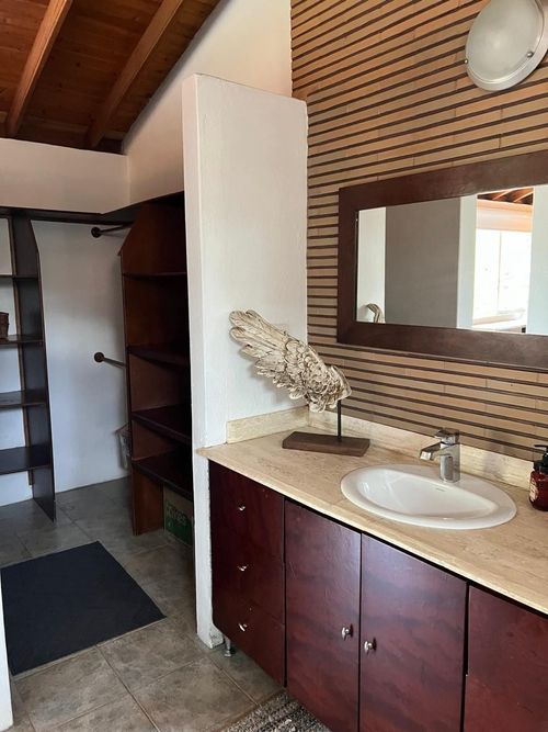 Casa de 4 alcobas en venta en La Sebastiana, Envigado, 310 m² · foto 9 de 13