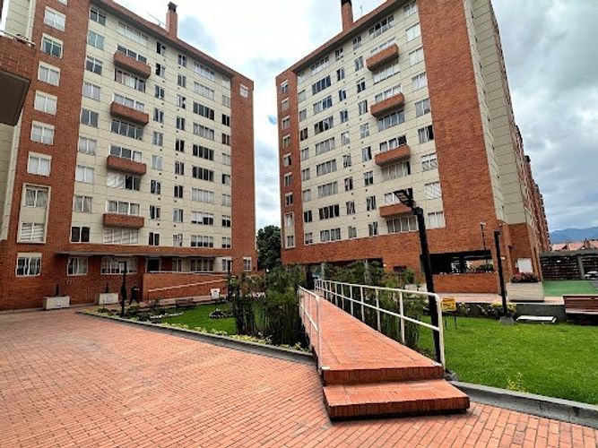 Apartamento en venta en Ciudad Salitre, Bogotá · foto 10 de 13