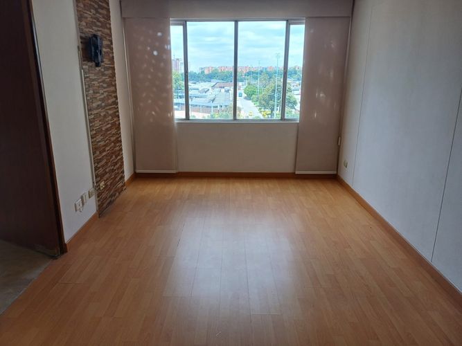 Apartamento en venta en Ciudad Salitre, Bogotá · foto 7 de 13