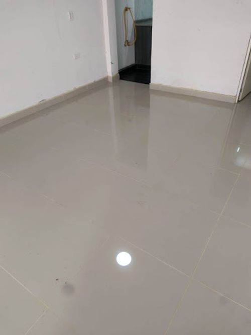 Local en arriendo en Suramericana, Medellín, 39 m² · foto 3 de 12
