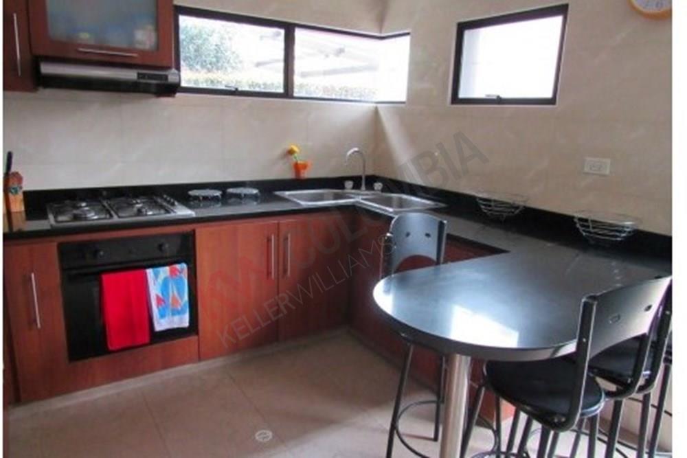 Casa en venta en Centro, Cajicá · foto 2 de 22
