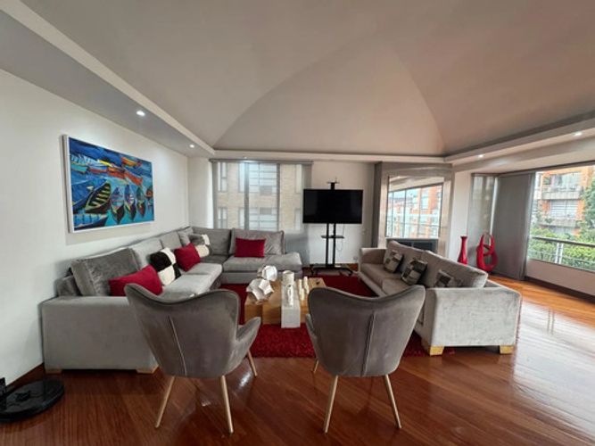 Apartamento en venta en Chicó Navarra, Bogotá · foto 3 de 12