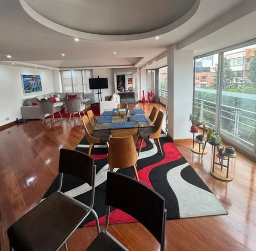 Apartamento en venta en Chicó Navarra, Bogotá · foto 4 de 12