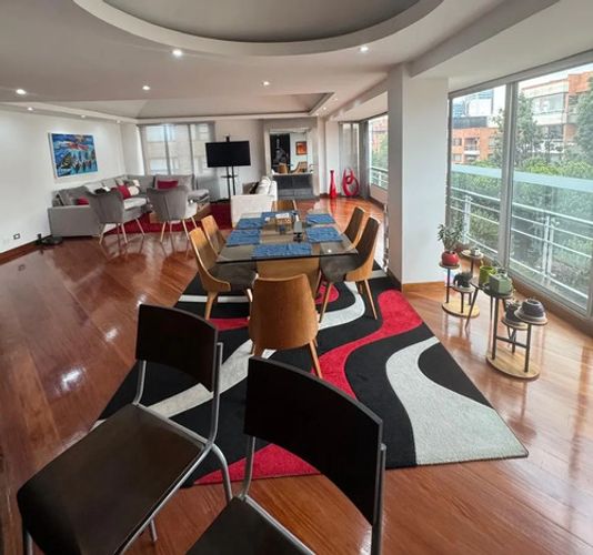 Apartamento en venta en Chicó Navarra, Bogotá · foto 9 de 12