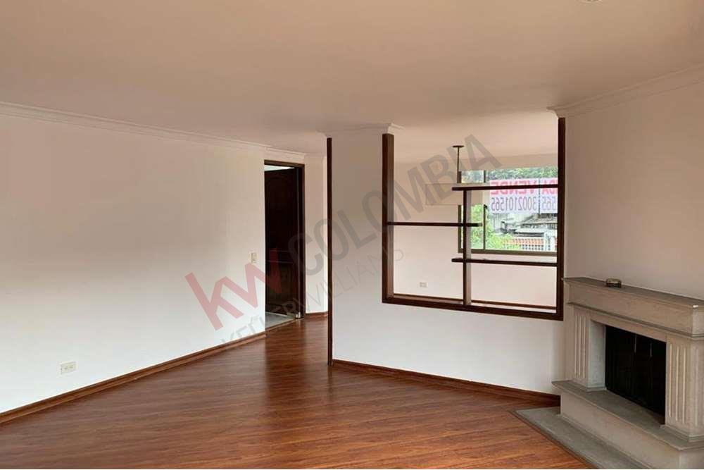 Apartamento en venta en Chico Norte, Bogotá · foto 2 de 24