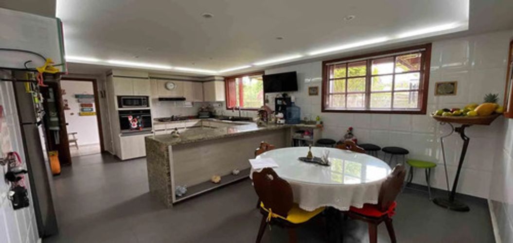 Casa de 5 alcobas en venta en La Balsa, Chía, 450 m² · foto 8 de 24