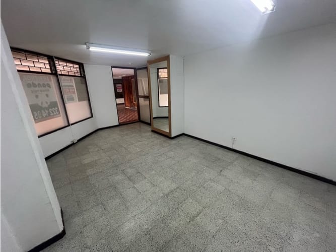Local en arriendo en El Portal, Envigado, 20 m² · foto 3 de 5